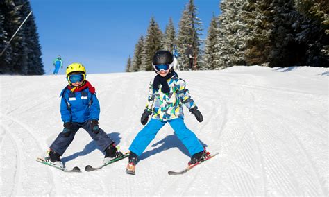 Kids' Ski Lessons: Finding Age-appropriate Lessons