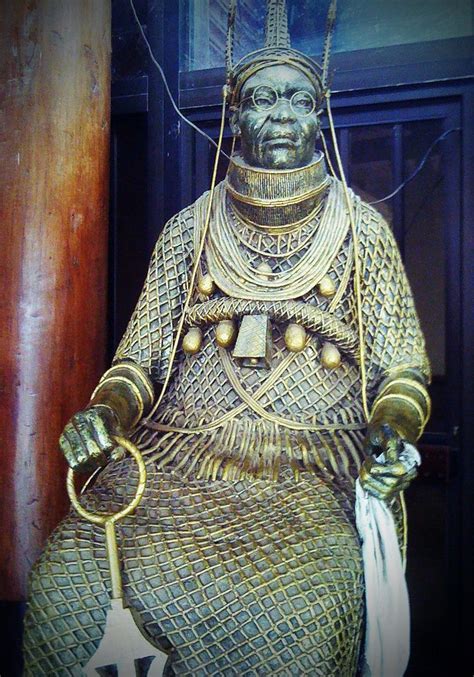 Oba Statue | African american history month, African empires, African ...