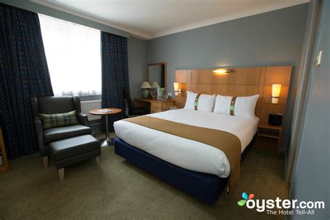 Holiday Inn London Bloomsbury - The Executive Room at the Holiday Inn London Bloomsbury | Oyster ...