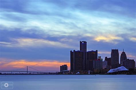 Winter Sunset, over the Detroit Skyline. Detroit Skyline, New York ...