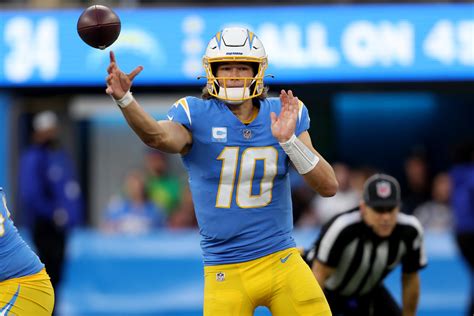 New Details Emerge From Justin Herbert, Chargers Deal - The Spun