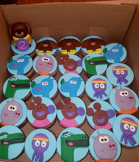 Hey Duggee cupcakes with fondant decorations | Birthday halloween party ...