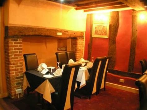 AMPTHILL TANDOORI - Menu, Prices & Restaurant Reviews - Tripadvisor