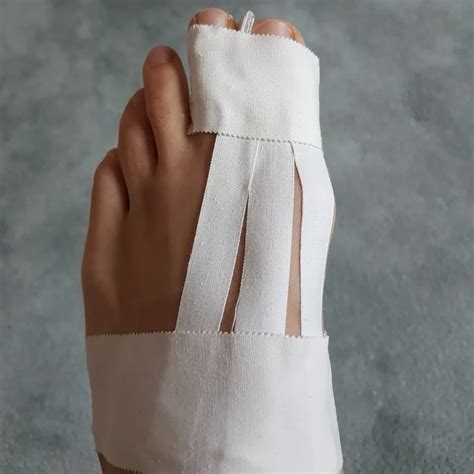 BJJ Turf Toe: How to Tape, Treat and Prevent BJJ Toe Injuries