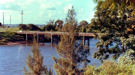 Windsor NSW: road bridge across Nepean River (1985) | Road bridge, River, Bridge