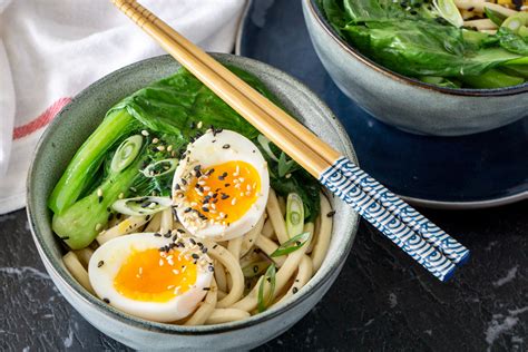 Vegetarian Udon Noodle Soup | Asian Inspirations