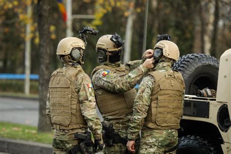 Romanian Army Special Forces Soldiers Prepare for the Romanian National ...