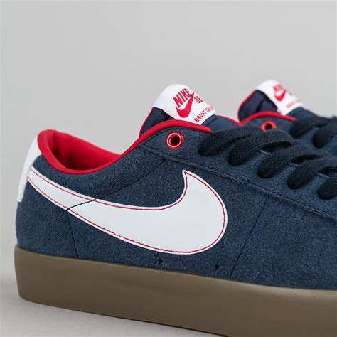 Nike SB Blazer Low GT Shoes - Obsidian / White - University Red | Flatspot