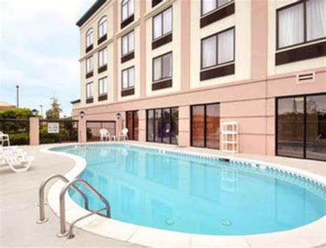 Holiday Inn Savannah S - I-95 Gateway - UPDATED 2017 Prices & Hotel Reviews (GA) - TripAdvisor