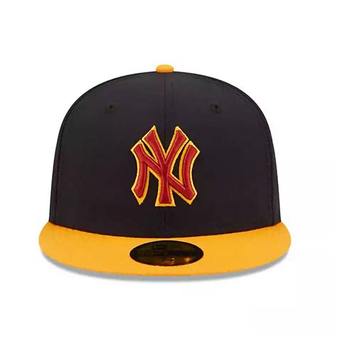 New Era /Gold New York Yankees Primary Logo 59FIFTY Fitted Hat | Academy