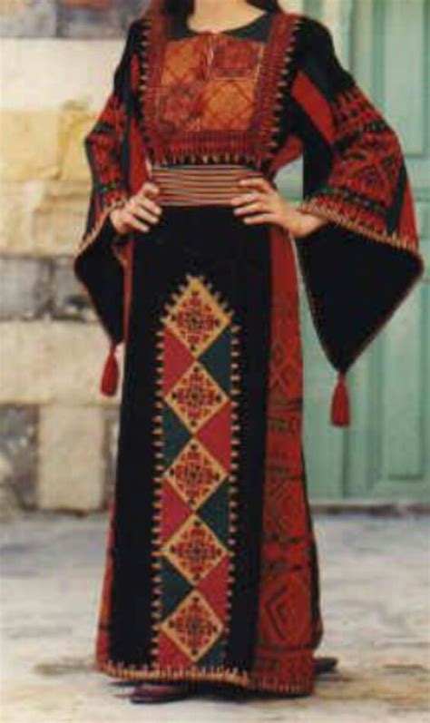 Traditional jordanian dress | Middle Eastern Dress | Pinterest | Traditional, Camps and Dresses