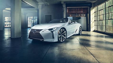 Lexus unveils luxury convertible concept at Detroit auto show