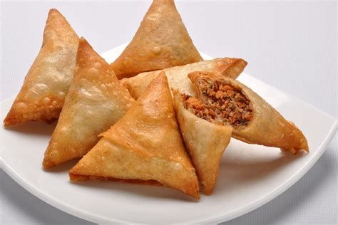 Samosa | Recipe | Chicken samosa recipes, Samosa recipe, Samosa