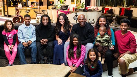 "Deion Sanders Family Playbook" reality show: Full cast details ...