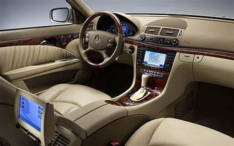 Cars World: Mercedes E350 interior