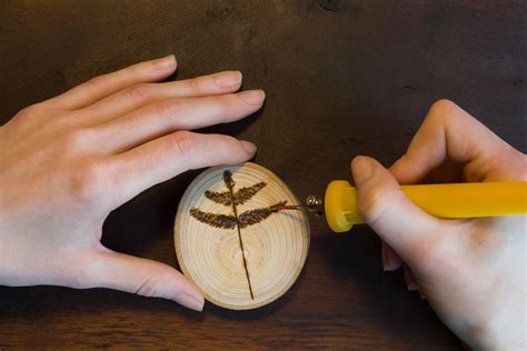 Best Wood For Pyrography: Top Choices for Artists - ToolsGearLab