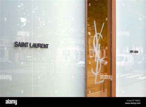 Yves saint laurent store hi-res stock photography and images - Alamy