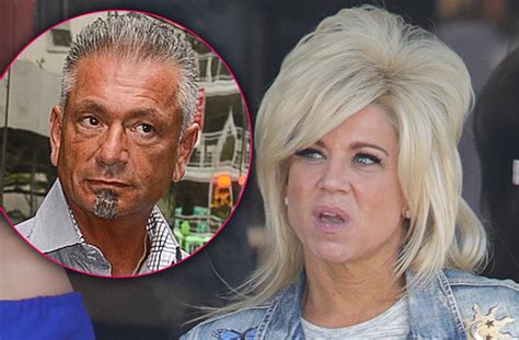 Theresa Caputo's Husband Tells All: Larry Claims 'Long Island Medium' Ruined Marriage