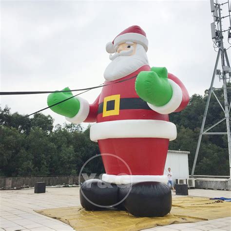 Best giant inflatable Santa Claus collection.