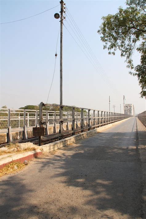 Ava Bridge (Sagaing/Mandalay, 1934) | Structurae