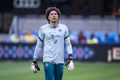 Oficial, Guillermo Ochoa se va del América, iría a Serie A