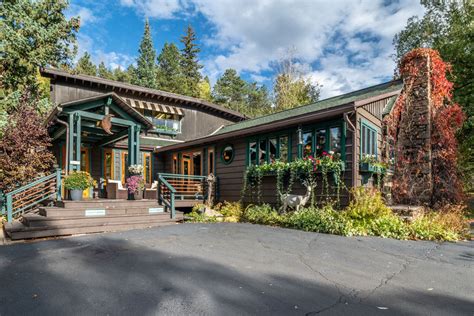 Highland Haven Creekside Inn | Downtown Evergreen, CO