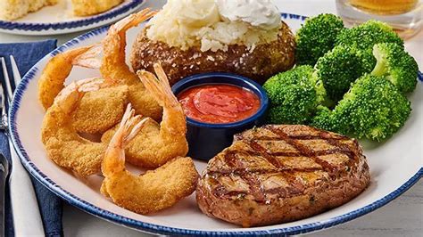 Surf & Turf Walt's Favorite Shrimp & 7 oz. Sirloin** | Red Lobster Seafood Restaurants