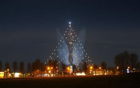 The Gerbrandy tower, IJsselstein in X-mas dress. Winter 2006-2007