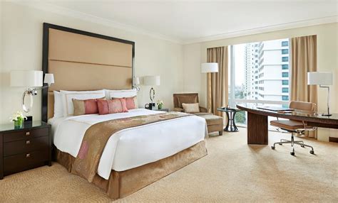 Fairmont Makati Hotel (Manila) - Deals, Photos & Reviews