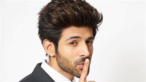 Kartik Aaryan's Hottest Beard Looks That Are All About BEARD GOALS