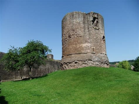 Skenfrith Castle, Monmouthshire, Wales