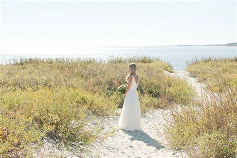 Coastal Farmhouse Wedding Ideas For a South Carolina Beach Wedding