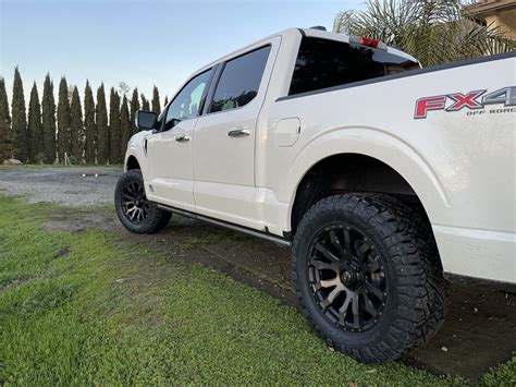 2021 F150 Platinum Star White on 20x9 Fuel Wheels, 2.25 level, 34’s - Ford F150 Forum ...