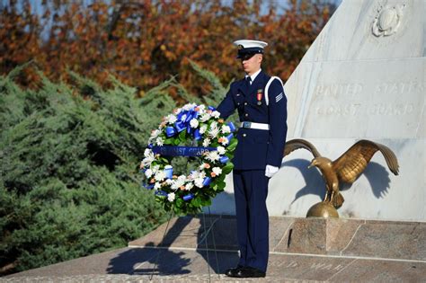 PHOTOS: Veterans Day Wreath Laying Ceremony | Homeland Security