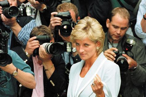 Diana’s Public Life, in Photos and Headlines - The New York Times