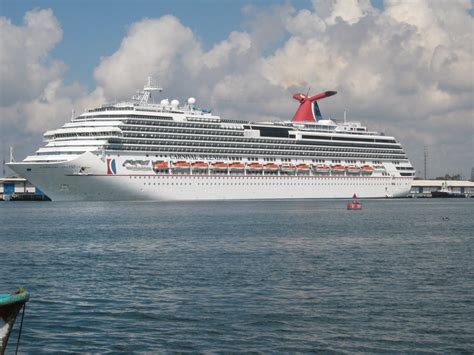 Carnival Splendor Cruise Ship Disabled After Engine Room Fire : Cruise Law News