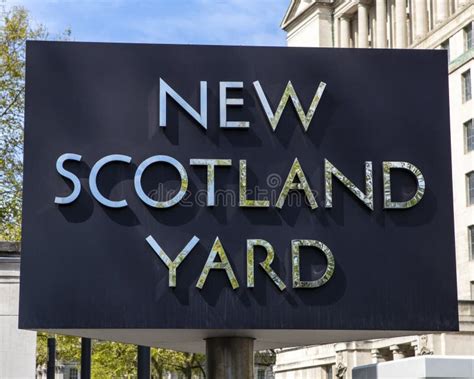 New Scotland Yard in London, UK Editorial Stock Image - Image of ...