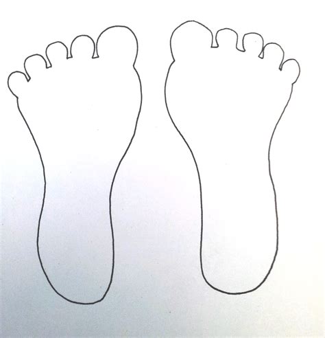 5 Best Images of Printable Feet Template - Free Printable Baby Feet Template, Footprint Outline ...