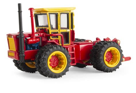 1/64 Versatile 125 4wd Tractor With Cab, 2023 National Farm Toy Show ...