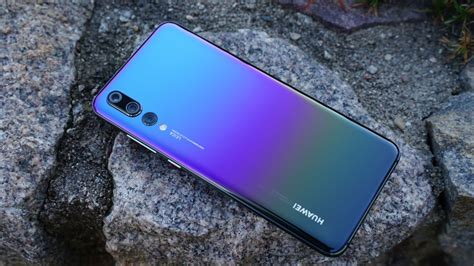 Huawei P20 Pro Morpho Aurora Review - The Next Level Gradient Color Finish - Gizmochina