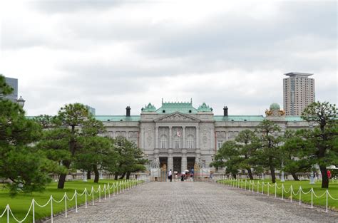 Akasaka Palace: Make a Quick Trip to Europe While You Are in Tokyo! - Japan Web Magazine