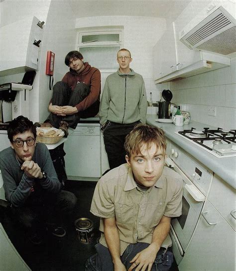 Blur Picture, Blur Photo, Charlie Brown Jr, Blur Band, Going Blind, Damon Albarn, Jamie Hewlett ...