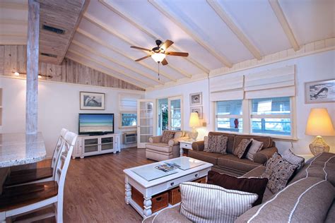 Sanibel Island Cottage Rentals, Beachfront Cottages | Island Inn Sanibel Beach House Flooring ...