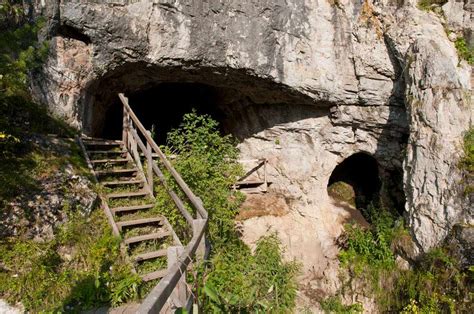 Denisova Cave - First Evidence of the Denisovan People