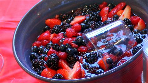 52 Ways to Cook: Brandy Brandied Fruit for a Party! - 52 Drinks for the Home