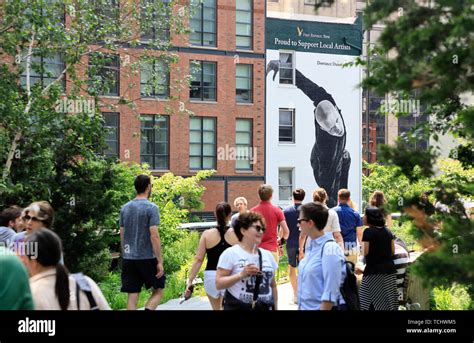 The High Line Park with visitors.Manhattan. New York City.USA Stock Photo - Alamy