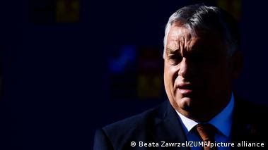 Hungary's Viktor Orban launches anti-EU campaign – DW – 11/25/2023