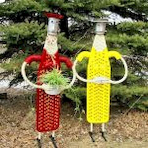 Creative DIY Garden Art From Junk Design Ideas | Garden art, Metal yard ...