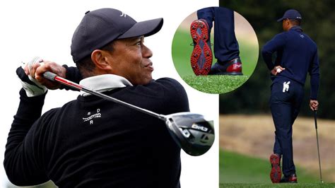 Tiger Woods' new golf shoes: Check out these eye-catching red soles