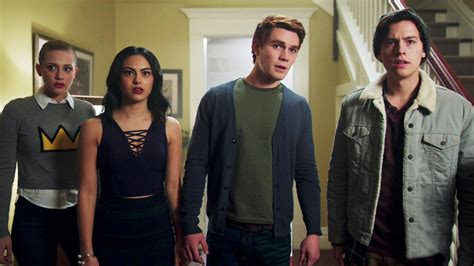 'Riverdale' Season 1 Recap To Get You Ready For The Season 2 Premiere